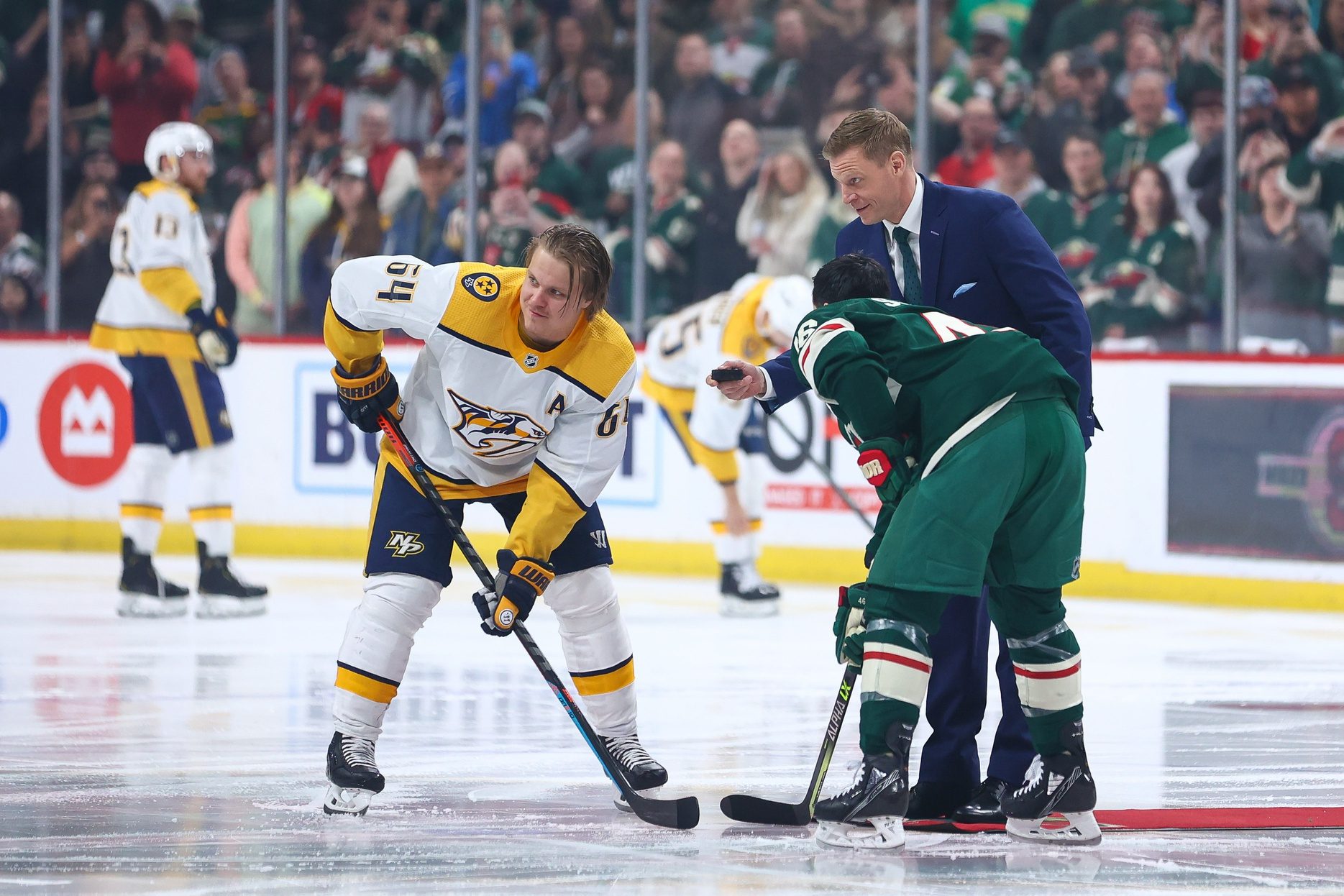 Wild unveil Stadium Series alumni game sweaters